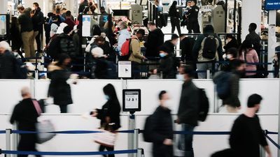 Watch: Thanksgiving travel gets underway as passengers head to airports