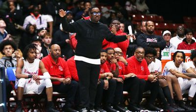 Kenwood basketball coach Mike Irvin suspended for the first two games of the season by the IHSA