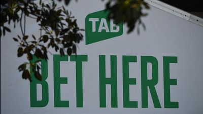 Gambling ad phase-out not like tobacco policy: Rowland