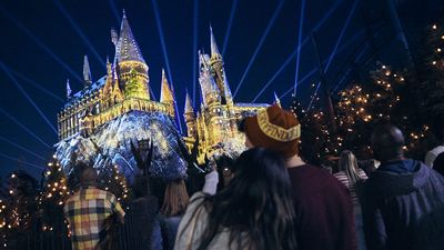 I Went To Universal Orlando’s Holiday Celebration For The First Time, Why The Wizarding World Of Harry Potter Is Absolutely Better This Time Of Year