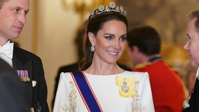 Kate Middleton makes statement at State Banquet as she wears Queen Elizabeth and Princess Anne’s signature style must-have