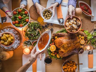 Ideas for the perfect Thanksgiving tablescape on a budget