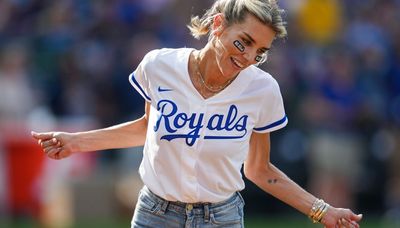 Painfully predictable sideline reports are the real culprit in the Charissa Thompson matter