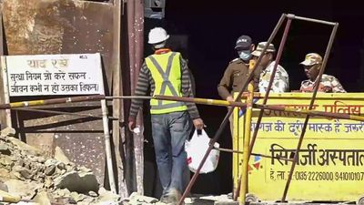 Central trade unions call for probe into tunnel collapse