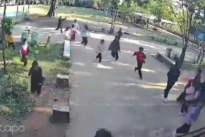 Man chases schoolchildren with knife