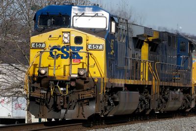 Kentucky town ordered to evacuate after train derails, spilling chemicals