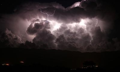 Lightning superbolt hotspots have one thing in common, study finds