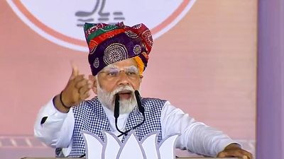 PM Modi rakes up Pilot issue again, says Congress will never form government in Rajasthan