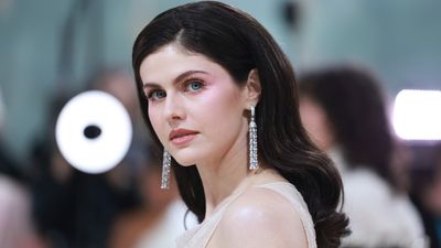 Alexandra Daddario Looks Gorgeous In Sheer Dress At Event, But Trying To Take Off All That Makeup Later Is So Relatable