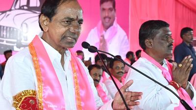 KCR says 10 HP pumps in farm sector will make existing T&D network obsolete