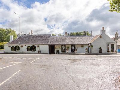 'Best country pub in Scotland' put up for sale