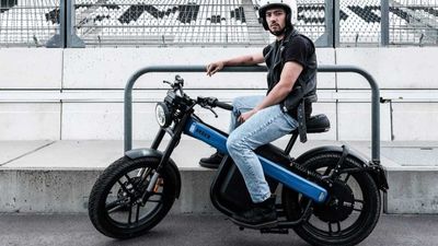 Can Electric Bikes And Mopeds Reshape The Way People Move?