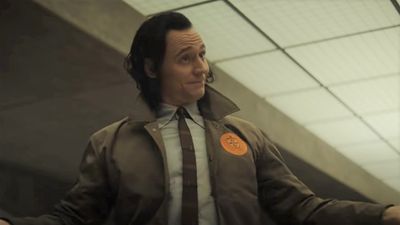 32 Outrageous Things Loki Has Done And Gotten Away With In The MCU