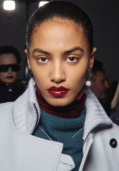 Runway-Approved Holiday Makeup Looks Sure to Dazzle and Delight at All of Your Seasonal Gatherings