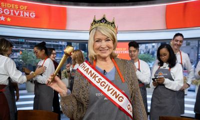 Need to get out of a Christmas party? Just take notes from Martha Stewart