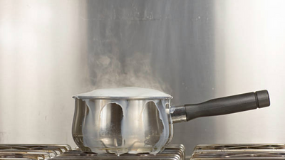 Cow milk vs buffalo milk: Which one is a better source of nutrition?