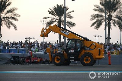 Ricciardo wants F1 practice red flag rules rethink after Abu Dhabi delays