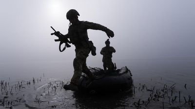 The Dnipro River, a new key front line for Ukraine’s counteroffensive against Russia