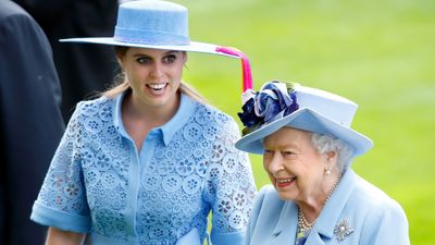 The 'perfect' gift which captured Princess Beatrice and the Queen's 'exceptionally close' bond