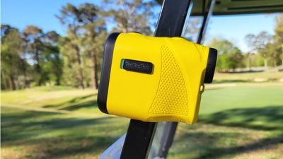 The TecTecTec KLYR Is One Of The Best Budget Rangefinders And Its Black Friday Price Has Caught Our Attention