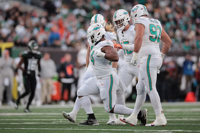 Studs and duds from Dolphins’ Week 12 win vs. Jets