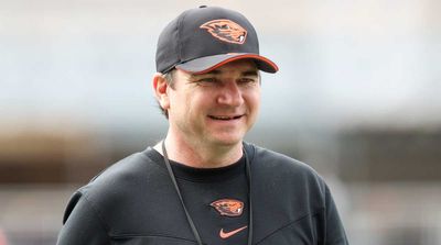 Oregon State’s Jonathan Smith Is Michigan State’s Top Coaching Candidate