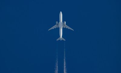 Frequent flyers are rewarded for polluting. Let them pay the full price