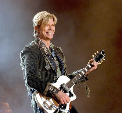 David Bowie lyric sheet set to fetch thousands at auction