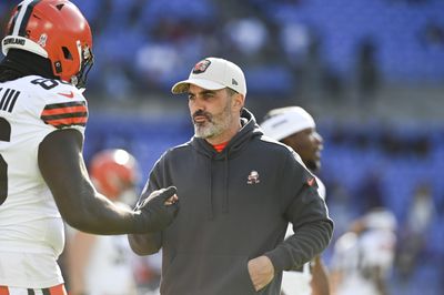 Uniform Matchup: Browns hit the road in their all-white uniforms vs. Broncos