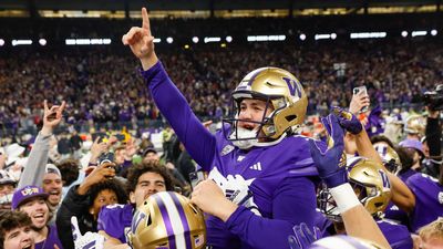 Washington Avoids Apple Cup Upset After Improbable Fourth Down Play Call