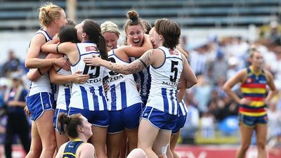 Roos win by one point to reach first AFLW grand final