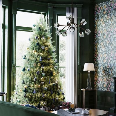 How to reduce Christmas stress – expert tips for a calmer home this festive season