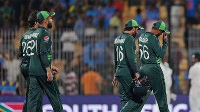 Pakistan cricketers unhappy with chief selector for not issuing NOCs to play in foreign leagues