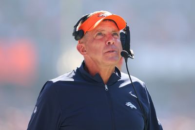 Broncos bop Browns to move over .500