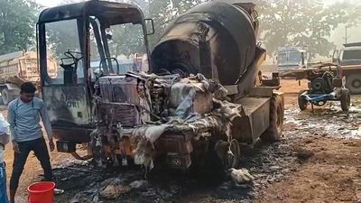 Naxalites torch 14 vehicles, machines engaged in construction works in Dantewada