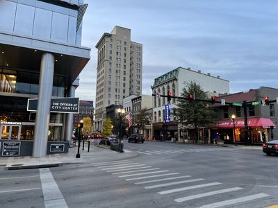 Kentucky retailers optimistically eyeing the holiday shopping season