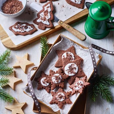 Schoko-pfefferminztaler – chocolate peppermint biscuits recipe by Anja Dunk