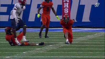 Michigan High Schooler Had the Coolest Behind-the-Back INT in State Title Game