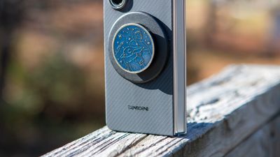 Last chance! This Galaxy Z Fold 5 case adds MagSafe and is on sale for Cyber Monday