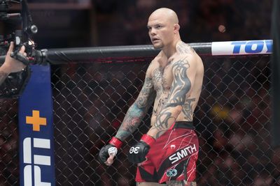 Michael Bisping: ‘You’ve got to favor’ Anthony Smith over Khalil Rountree at UFC Fight Night 233, even on short notice