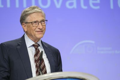Bill Gates lays out a bold path to a 3-day workweek