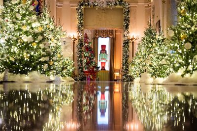 This holiday season, NDAA shaping up as end-of-year ‘Christmas tree’ - Roll Call