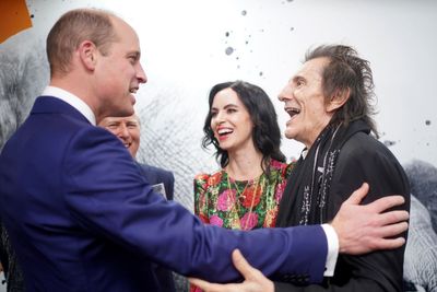 Ronnie Wood tempts William with Rolling Stones tour tickets at Tusk awards