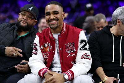 Jalen Hurts and dad Averion attend 76ers-Lakers matchup one day after overtime win