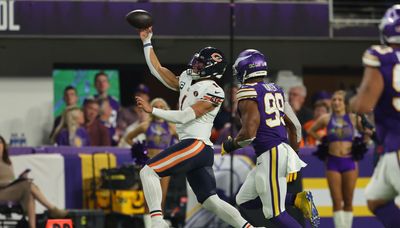 Halas Intrigue podcast: Justin Fields fumbles, then wins