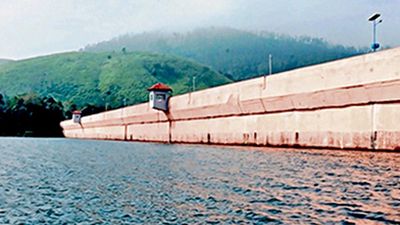 Mullaperiyar dam case: demarcate land covered by 1886 lease, check if mega car parking is in the lease area, says Supreme Court