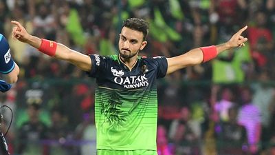 'An incredible journey...': Harshal Patel expresses gratitude as he parts ways with RCB
