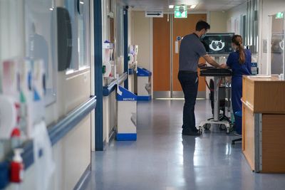 A&E waiting times in Scotland stagnate, latest figures show