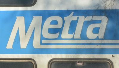 Metra BNSF trains running nearly hour behind after frozen switches in Austin