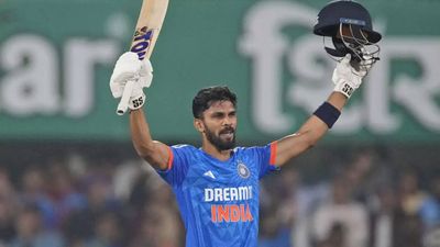 Watch: Ruturaj Gaikwad's sensational maiden ton in third India-Australia T20I